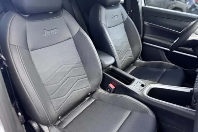 Jeep Avenger (2022) thumbnail 6