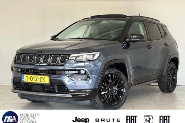 Jeep Compass (2017) thumbnail 1