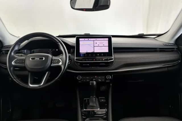 Jeep Compass (2017) thumbnail 5