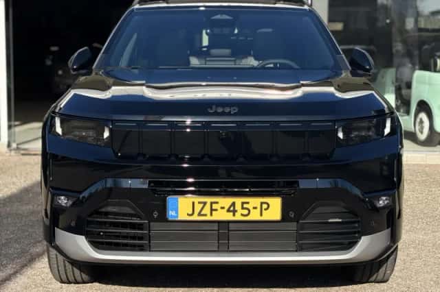 Jeep Compass (2025) thumbnail 3