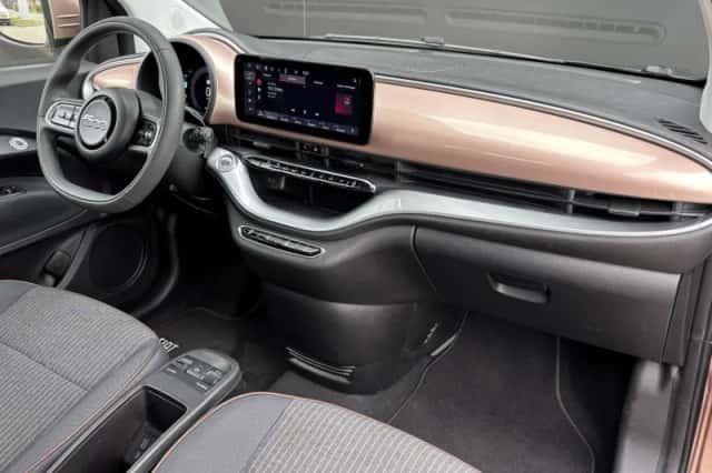 Fiat 500 (2015) thumbnail 3