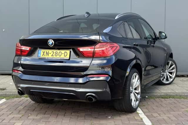 BMW X4 (2014) thumbnail 3