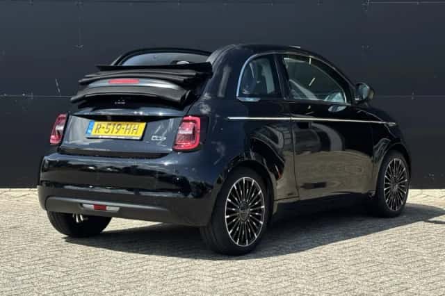 Fiat 500C (2015) thumbnail 2