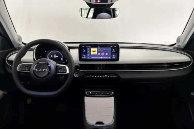 Fiat 600e (2023) thumbnail 5