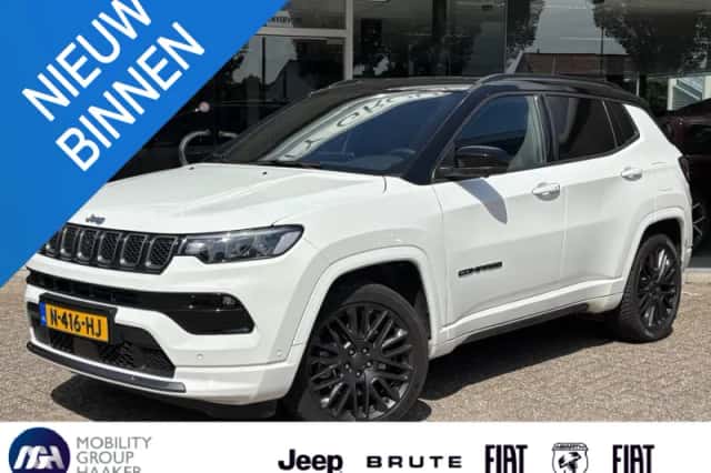 Jeep Compass (2017) thumbnail 1