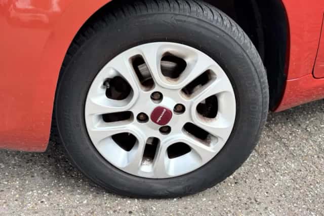 Fiat Panda (2011) thumbnail 2