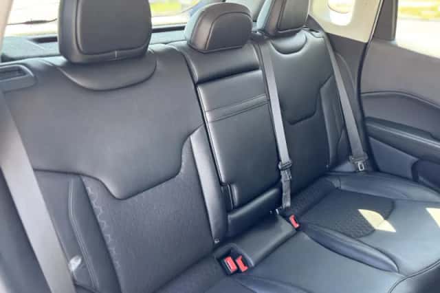 Jeep Compass (2017) thumbnail 4