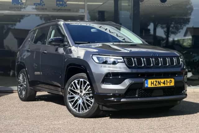 Jeep Compass (2017) thumbnail 5