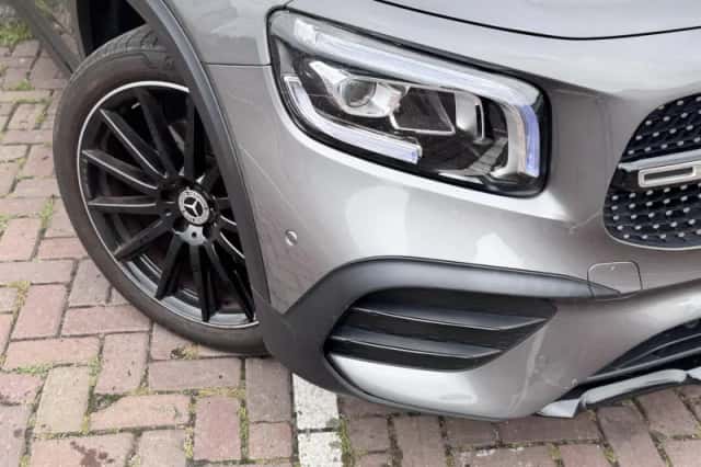 Mercedes-Benz GLB-Klasse (2023) thumbnail 3