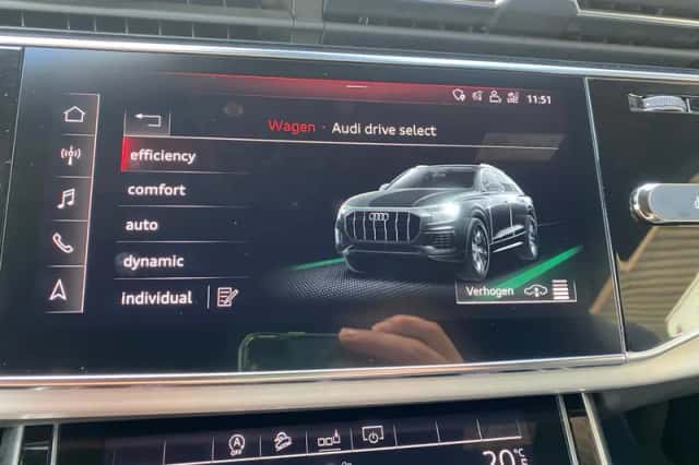 Audi Q8 (2020) thumbnail 5