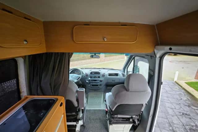 Mercedes-Benz 311CDI (2001) thumbnail 6
