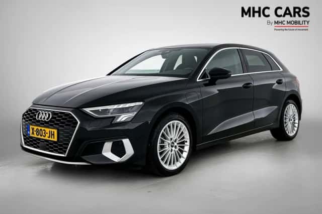 Audi A3 (2023) thumbnail 1