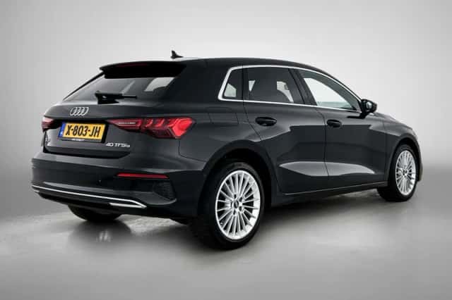 Audi A3 (2023) thumbnail 4