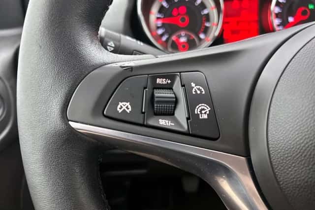 Opel Adam (2019) thumbnail 6