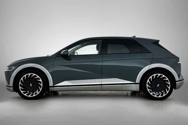 Hyundai Ioniq 5 (2021) thumbnail 2