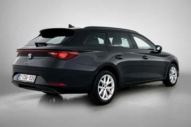SEAT Leon (2022) thumbnail 4