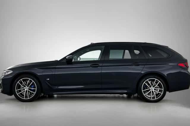 BMW 5-Serie (2021) thumbnail 2