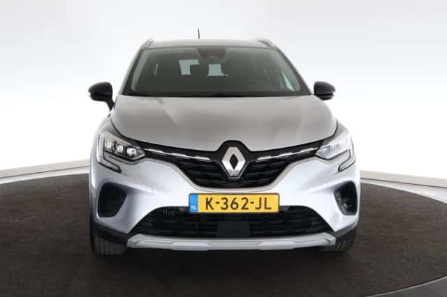 Renault Captur (2021) thumbnail 6