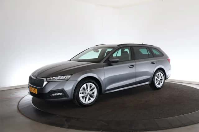 Škoda Octavia (2024) thumbnail 1