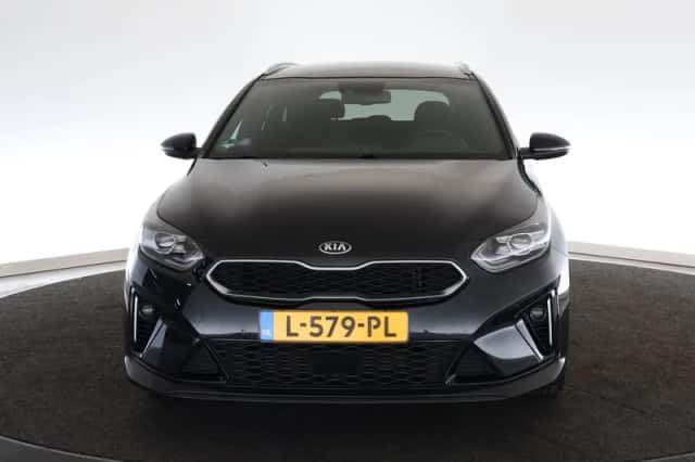 Kia Ceed Sportswagon (2021) thumbnail 6
