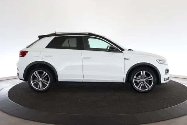 Volkswagen T-Roc (2021) thumbnail 5