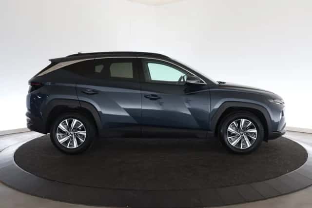 Hyundai Tucson (2022) thumbnail 5