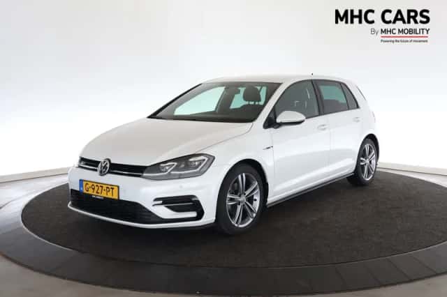 Volkswagen Golf (2019) thumbnail 1