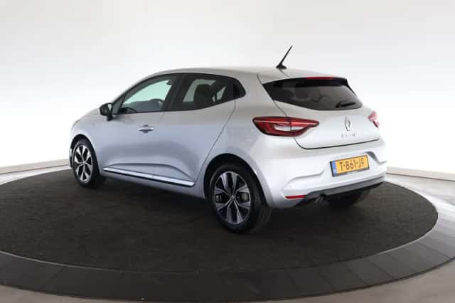 Renault Clio (2023) thumbnail 3