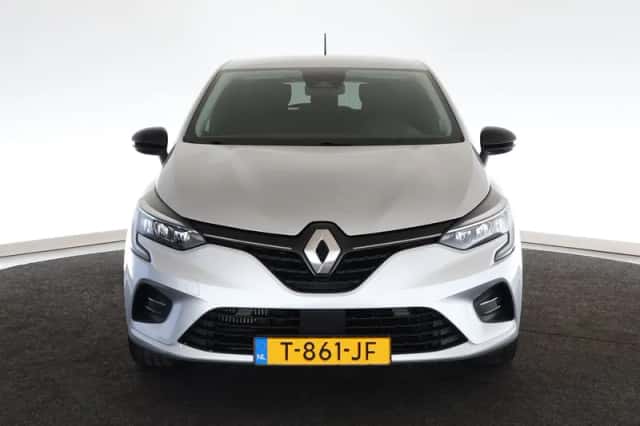 Renault Clio (2023) thumbnail 6