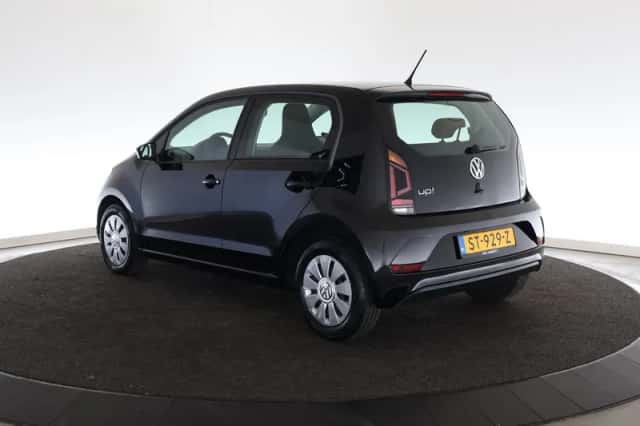 Volkswagen Up! (2018) thumbnail 3