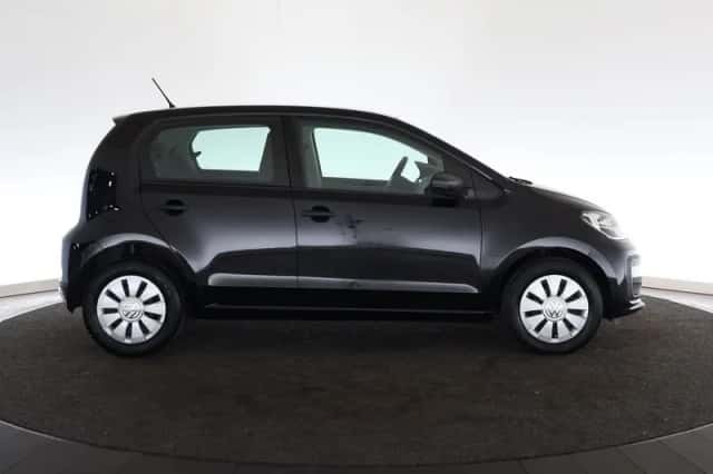 Volkswagen Up! (2018) thumbnail 5