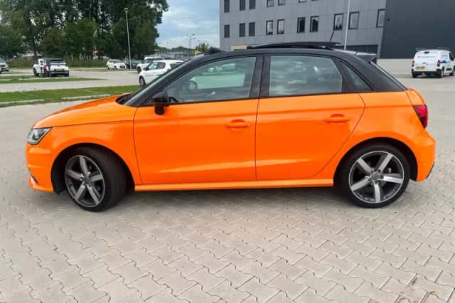 Audi A1 (2015) thumbnail 2