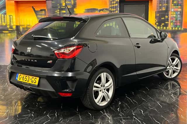 SEAT Ibiza (2013) thumbnail 4