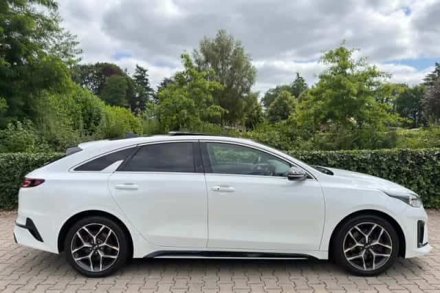 Kia Proceed (2019) thumbnail 6
