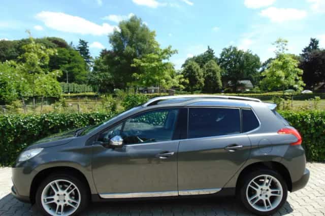 Peugeot 2008 (2015) thumbnail 3