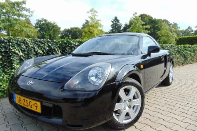 Toyota MR 2 (2001) thumbnail 1