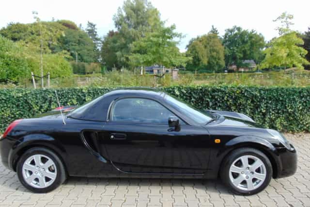 Toyota MR 2 (2001) thumbnail 6