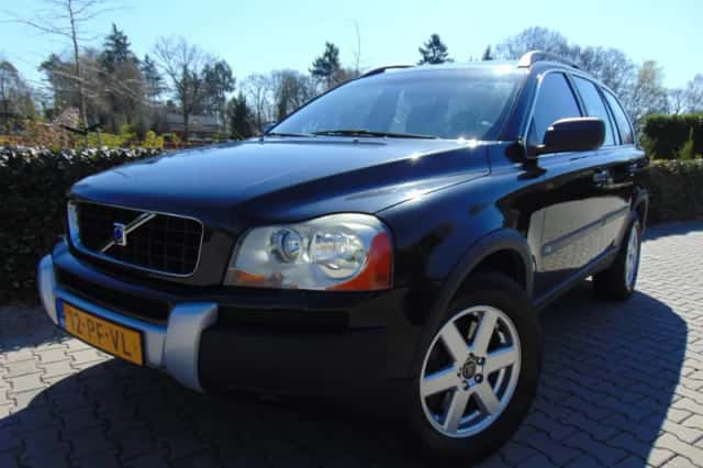 Volvo XC90 (2004) thumbnail 1