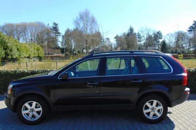 Volvo XC90 (2004) thumbnail 3