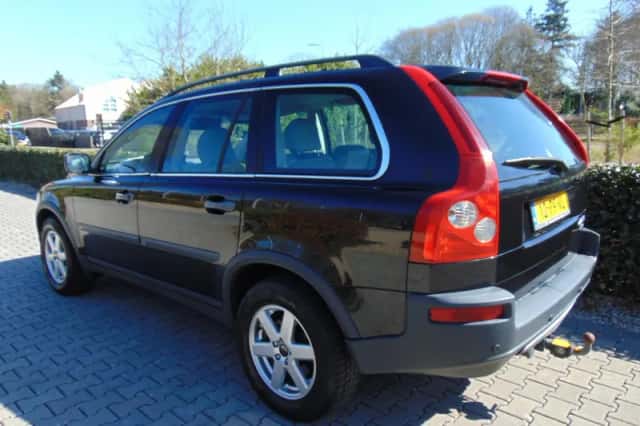 Volvo XC90 (2004) thumbnail 4