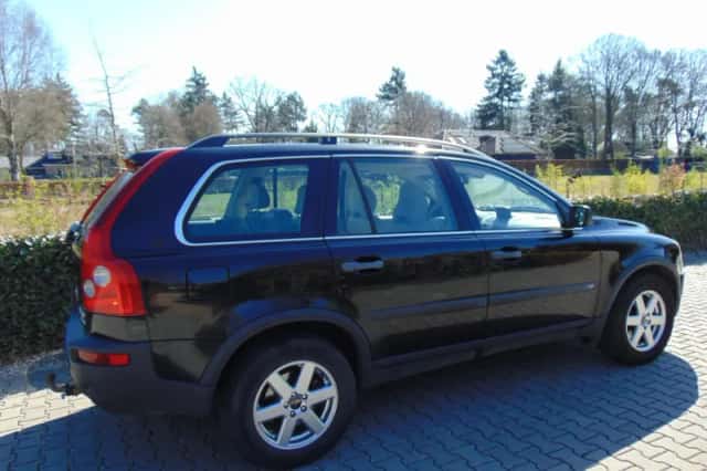 Volvo XC90 (2004) thumbnail 5
