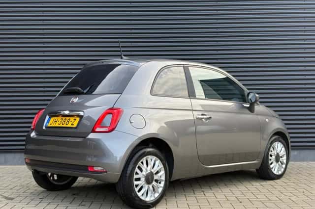Fiat 500 (2016) thumbnail 2