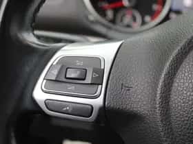 Volkswagen Golf thumbnail 27
