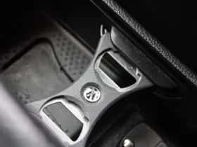 Volkswagen Golf thumbnail 31