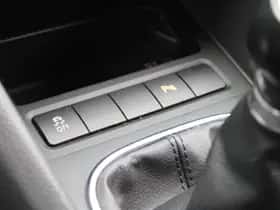 Volkswagen Golf thumbnail 32