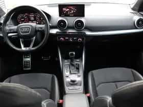 Audi Q2 thumbnail 3