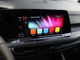 Volkswagen Golf (2021) thumbnail 23
