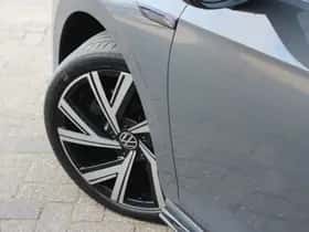 Volkswagen Golf (2021) thumbnail 35