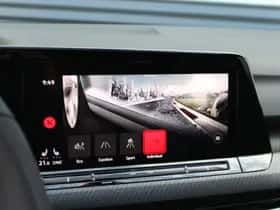 Volkswagen Golf thumbnail 41