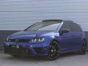 Volkswagen Golf thumbnail 2